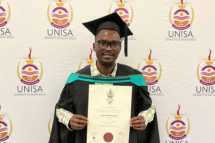 Determination-community-support-lead-Unisa-graduate-success-banner.jpg